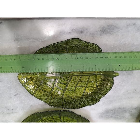 Pressed Glass Leaves Set, Green Decorative Leaves, Gold Paint Trim, Set of 4‎ - Picture 6 of 9